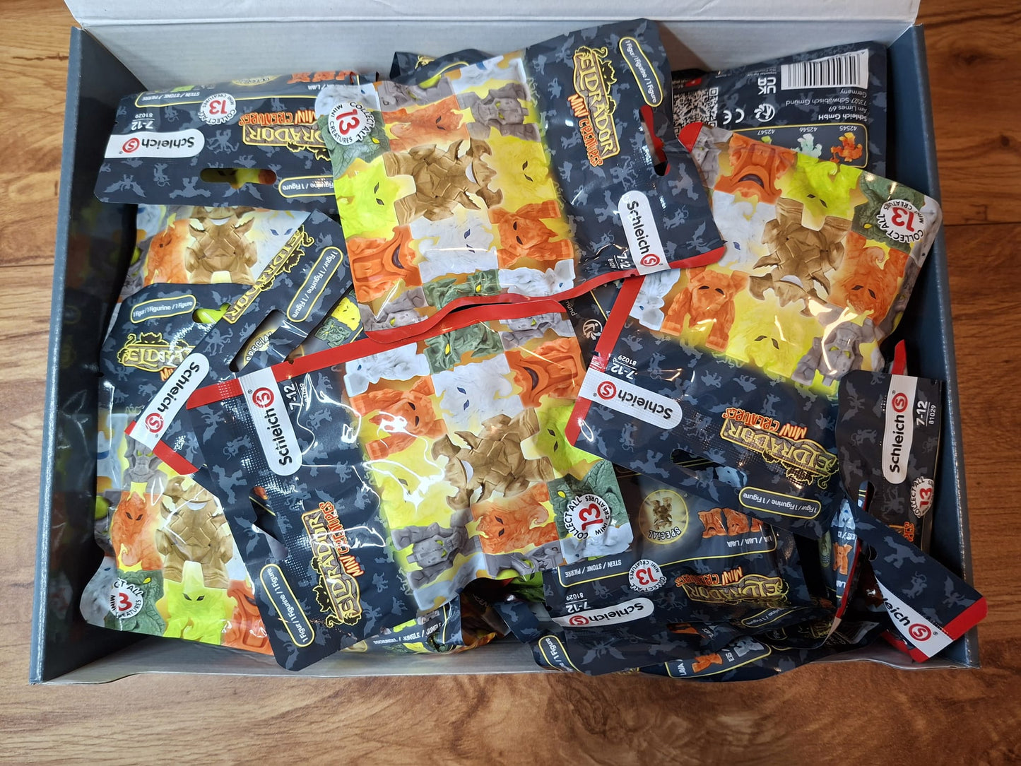 Schleich Eldrador Mini Creatures – Display mit 46 verschlossenen Tüten